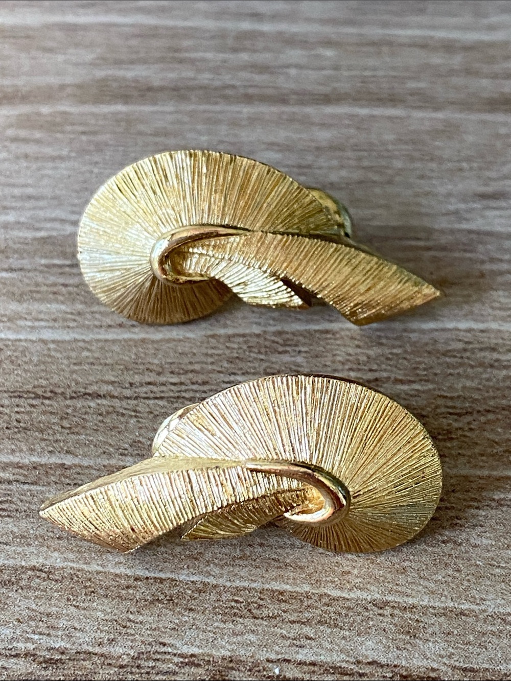 Monet Vintage Gold Tone Abstract Leaf Clip-On Earrings